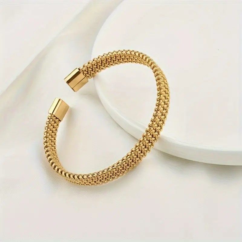 Gold Open Bracelet – Chain Set Design