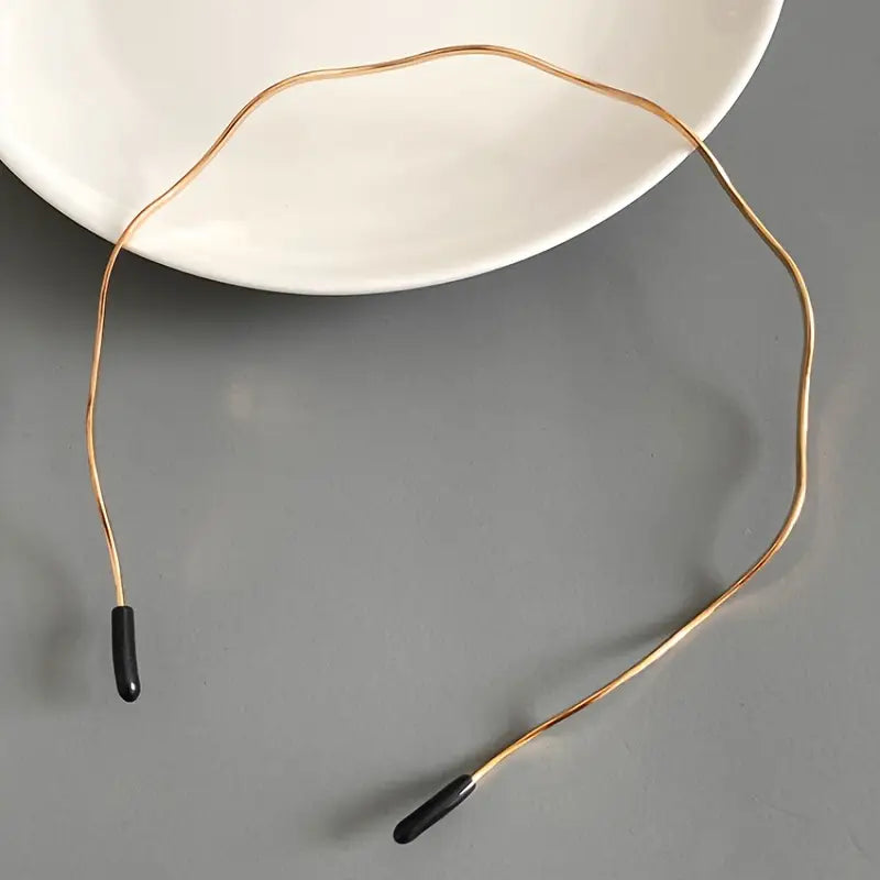 Minimalist Wavy Headband - Golden tone