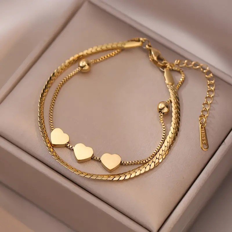 Three Hearts Chain